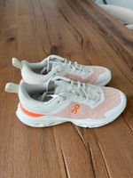 ON Sneakers NEU