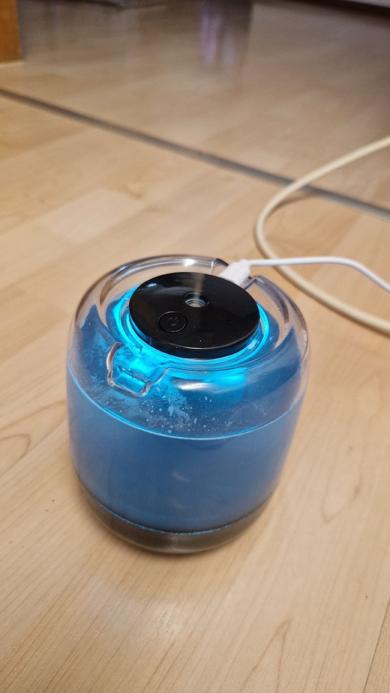 Humidificateurs: Umidificatore Ambiente USB con Luce LED Colorata - Diffusore – Neuf (Voir description) à Berikon par bul_5tkb 3