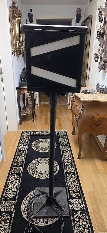 Lampade: SBB Lampe Weichenlaterne als Stehleuchte – Usato da Kaufdorf venduto da Nati-Nati 4