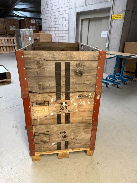 Palettes: Palletten mit 3 Rahmen – D'occasion à Waldkirch par Schumif1 2