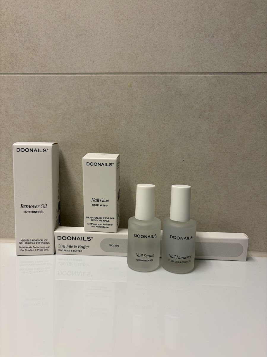 Unghie finte: Doonails Nagelpflege Set / Neu – Nuovo (secondo la descrizione) da Euthal venduto da mel_ts8t