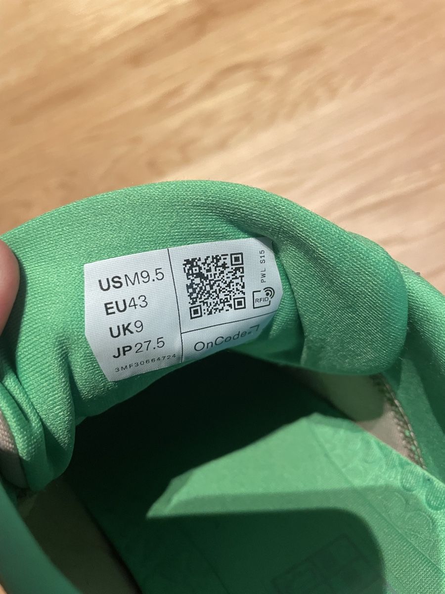 On Scarpe da uomo: On x Loewe Cloudsolo – Usato da Zürich venduto da luk_z22j 4