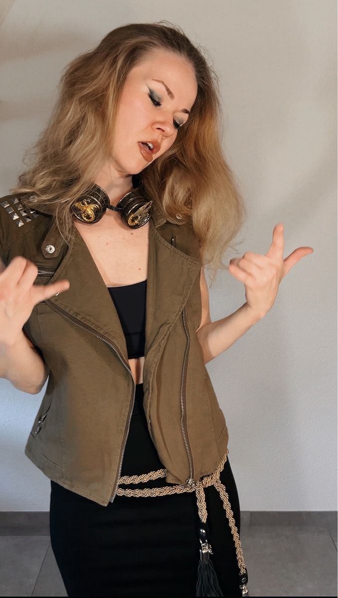 Gilet & Giacche senza maniche: Gilet sans manches style rock – Usato da Pont (Veveyse) venduto da pil_k9jp 5