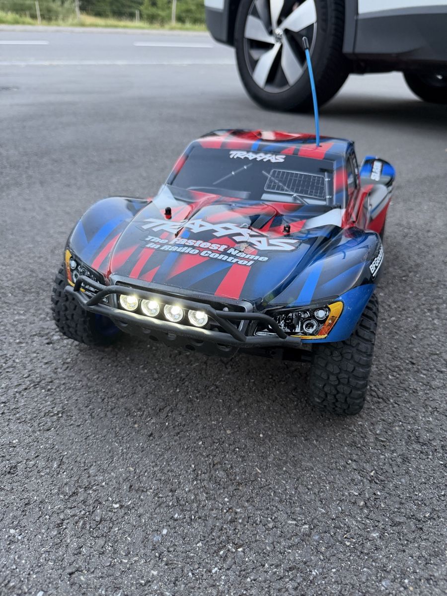 Traxxas Modellismo RC: Traxxas slash ready to race – Usato da Reinach AG venduto da Undercover162 7