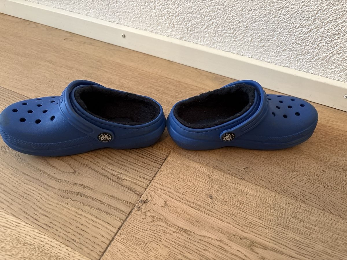 Crocs Scarpe per ragazzi: Winter Crocs blau gefüttert, Gr 27 – Usato da Dietikon venduto da sue_qzb6 2