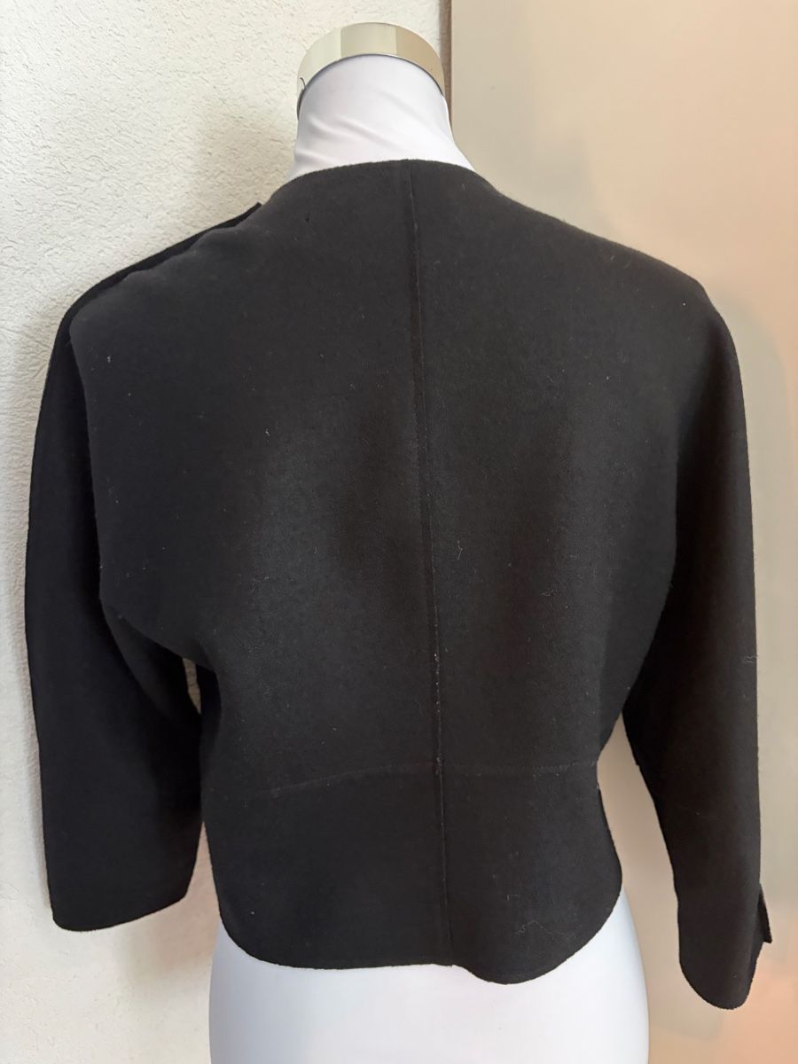 Pullover & Sweatshirts: Sweater/ jacket size 36 – Gebraucht aus Münchenstein von ArleneLM 2