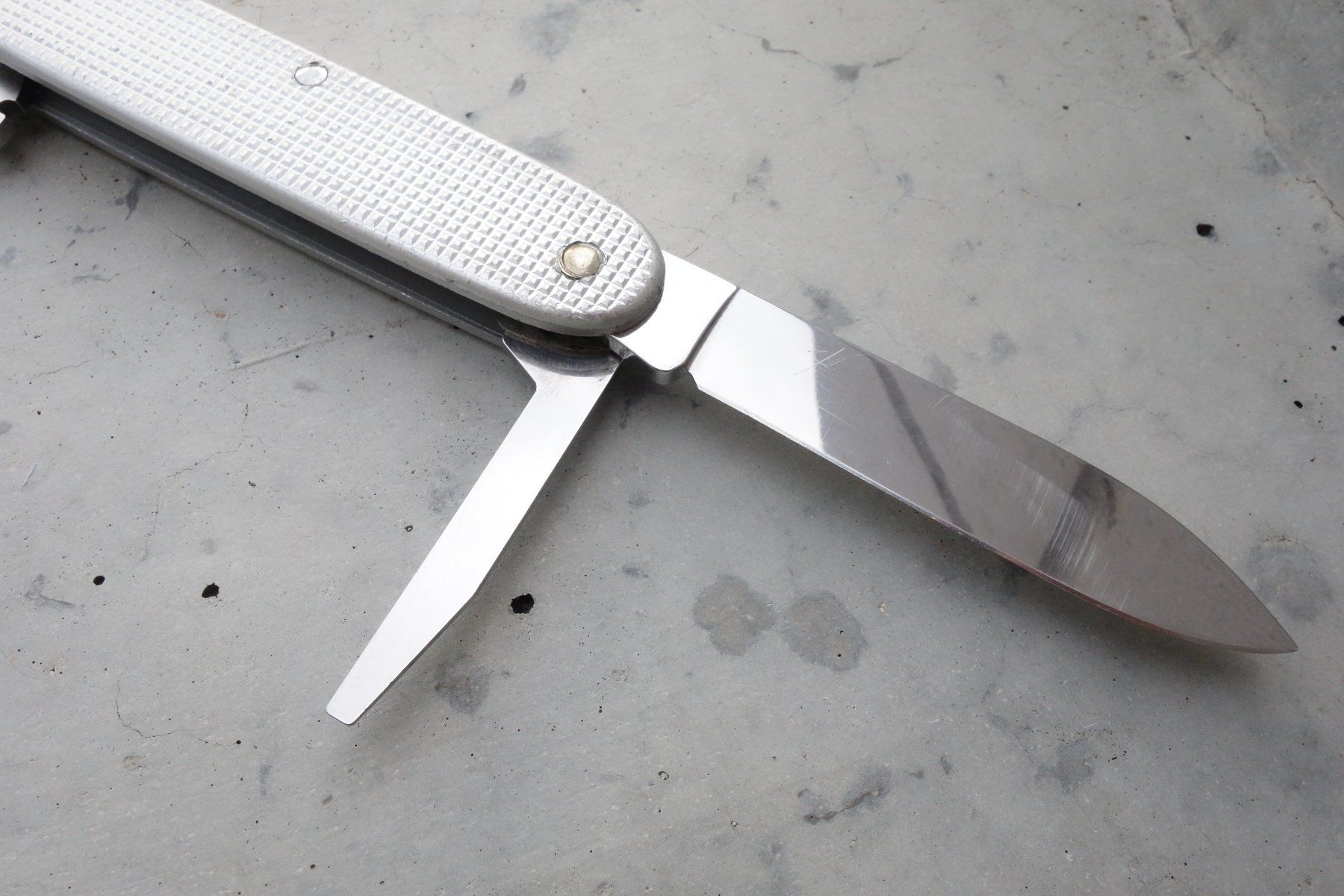 Victorinox Coltelli tascabile: Victorinox Technician Old Cross Sackmesser – Usato da St. Gallen venduto da 8201 4