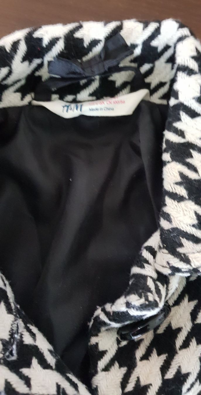 H&M Jacken & Mäntel: Kindermantel Mädchen H&M 98cm 2-3J – Gebraucht aus Unterseen von rej_lnk9 2