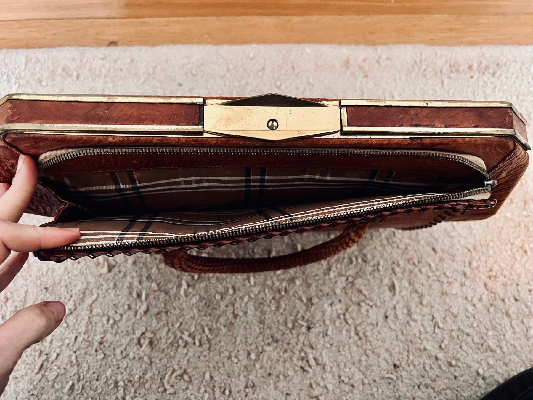 Borse da donna: Vintage Handtasche aus Leder – Usato da Zürich venduto da 411osmanbey 4