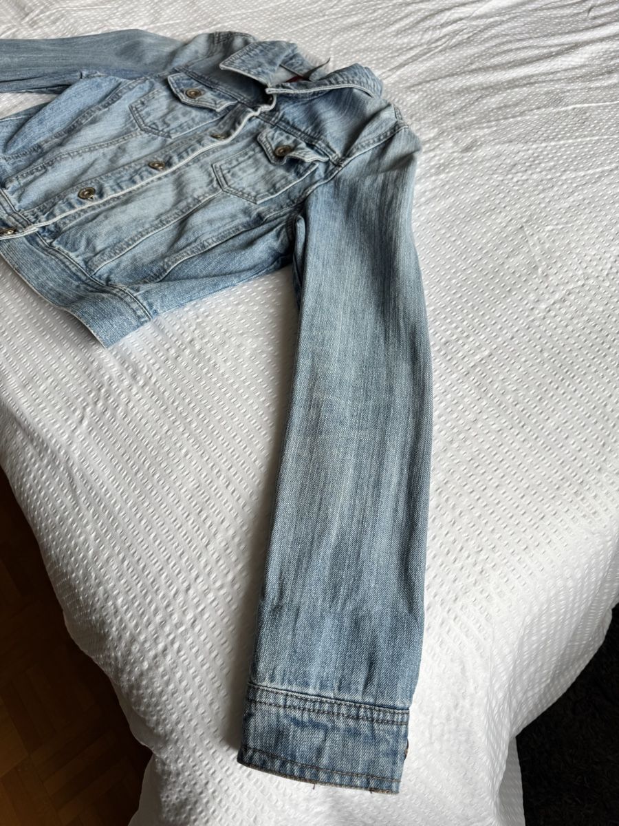 Jacken: Denim Jacket Max Blue Light Wash Size S Preowned – Gebraucht aus Baar von sal_g57c 3