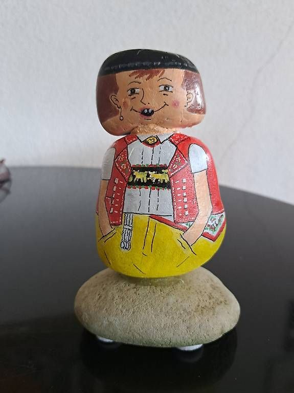 Skulpturen & Statuen: Appenzeller Traditionen steinhart – Gebraucht aus Herisau von Johnnysasak 2