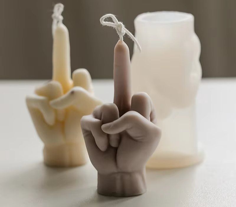 Kerzen: Form Mittelfingerkerz 14cm - Moule bougie doigt d'honneur – Neu und originalverpackt aus Bussigny von NATURALO 1