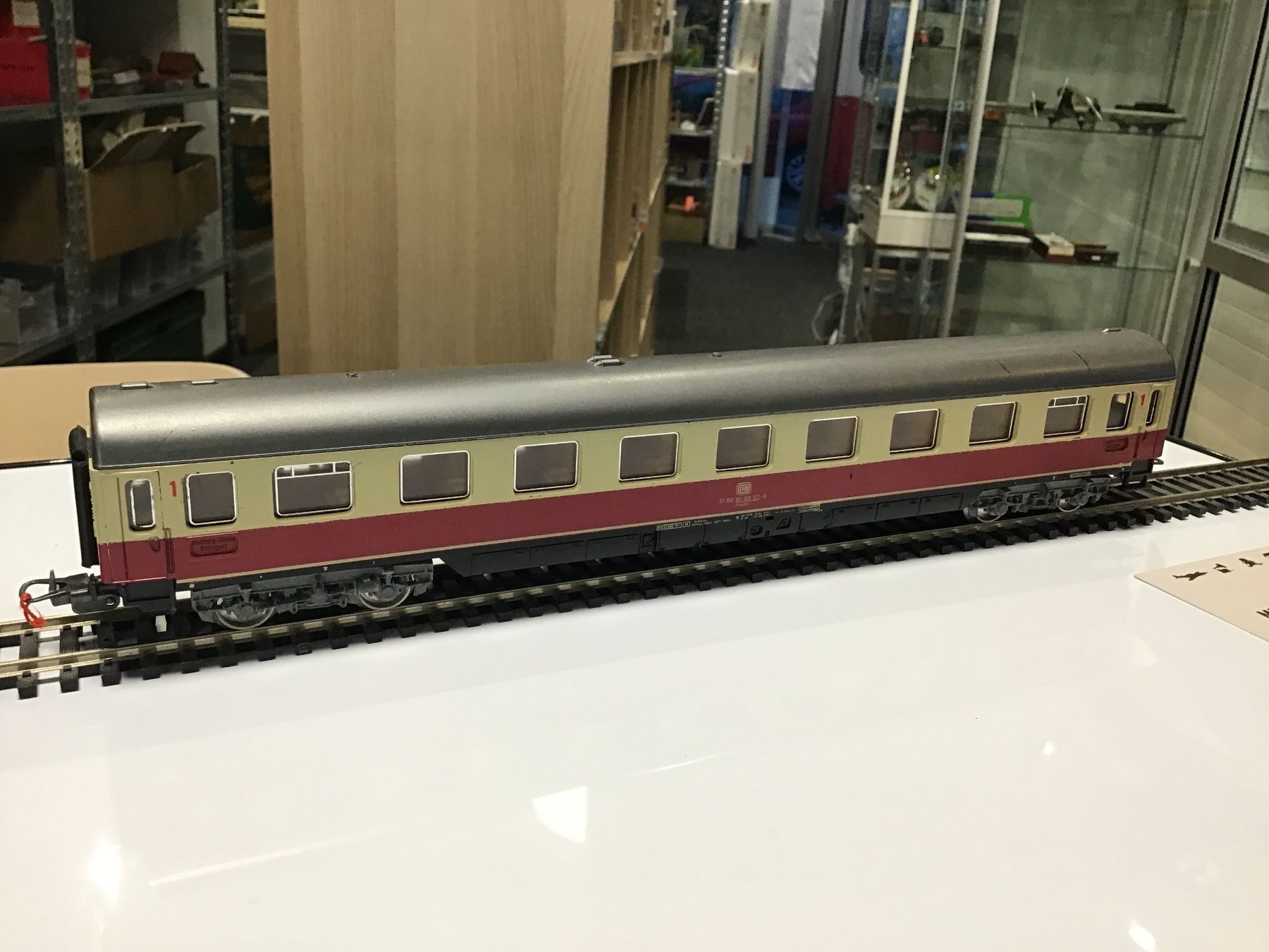 Lima Modellini di ferrovie: LIMA DB PERSONENWAGEN SPUR H0 – Usato da Männedorf venduto da Modell-Spezialisten 2