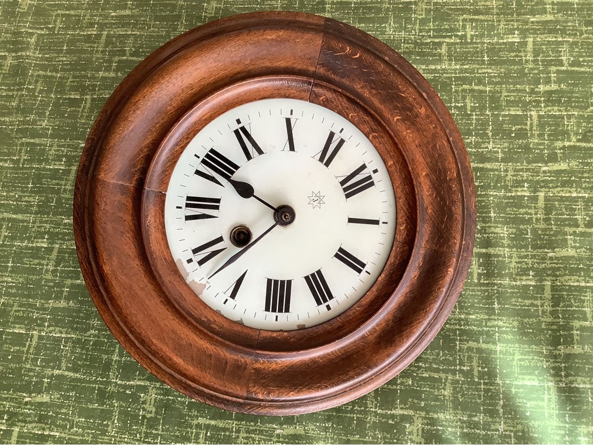 Junghans Orologi da terra & Orologi da parete: Horloge ancienne – Difettoso da Chernex venduto da Paul096