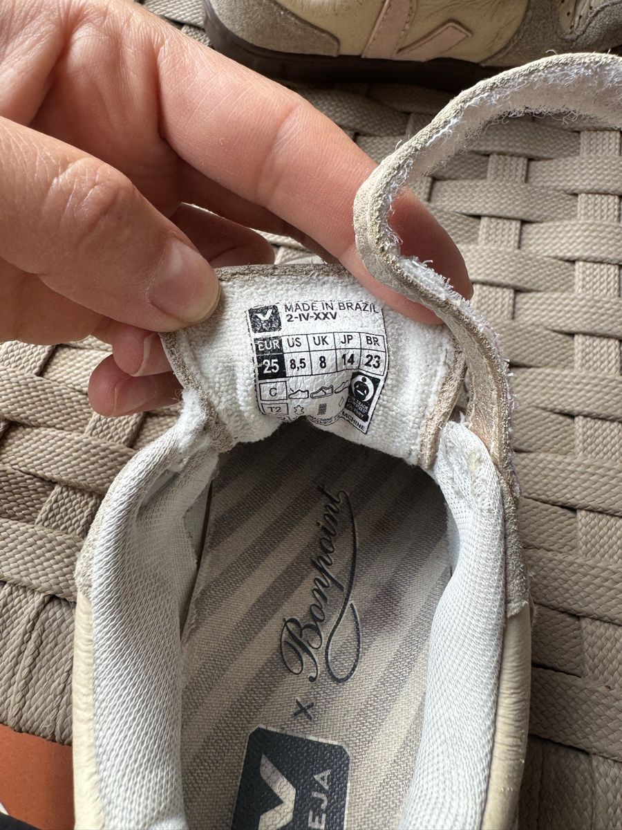 Bonpoint Chaussures filles: Bonpoint & Veja sneakers  – D'occasion à Zürich par are_fm6c 2