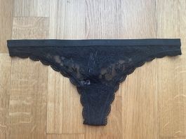 Victoria’s Secret Lace Thong S NEW