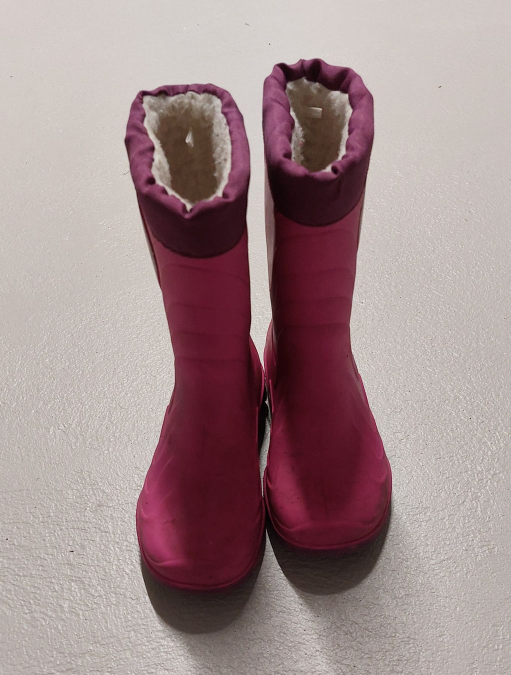 Scarpe per ragazze: Regen-/Winterstiefel in der Grösse 27 – Usato da Hefenhofen venduto da mar_pm5k