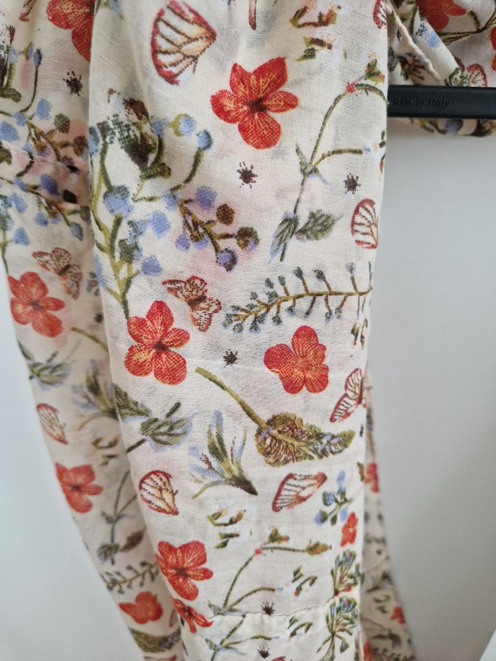 Foulard & Sciarpe: Schicker Loopschal mit Blumenmuster, Schlauchschal – Usato da Ottikon venduto da swiftchocolate 1
