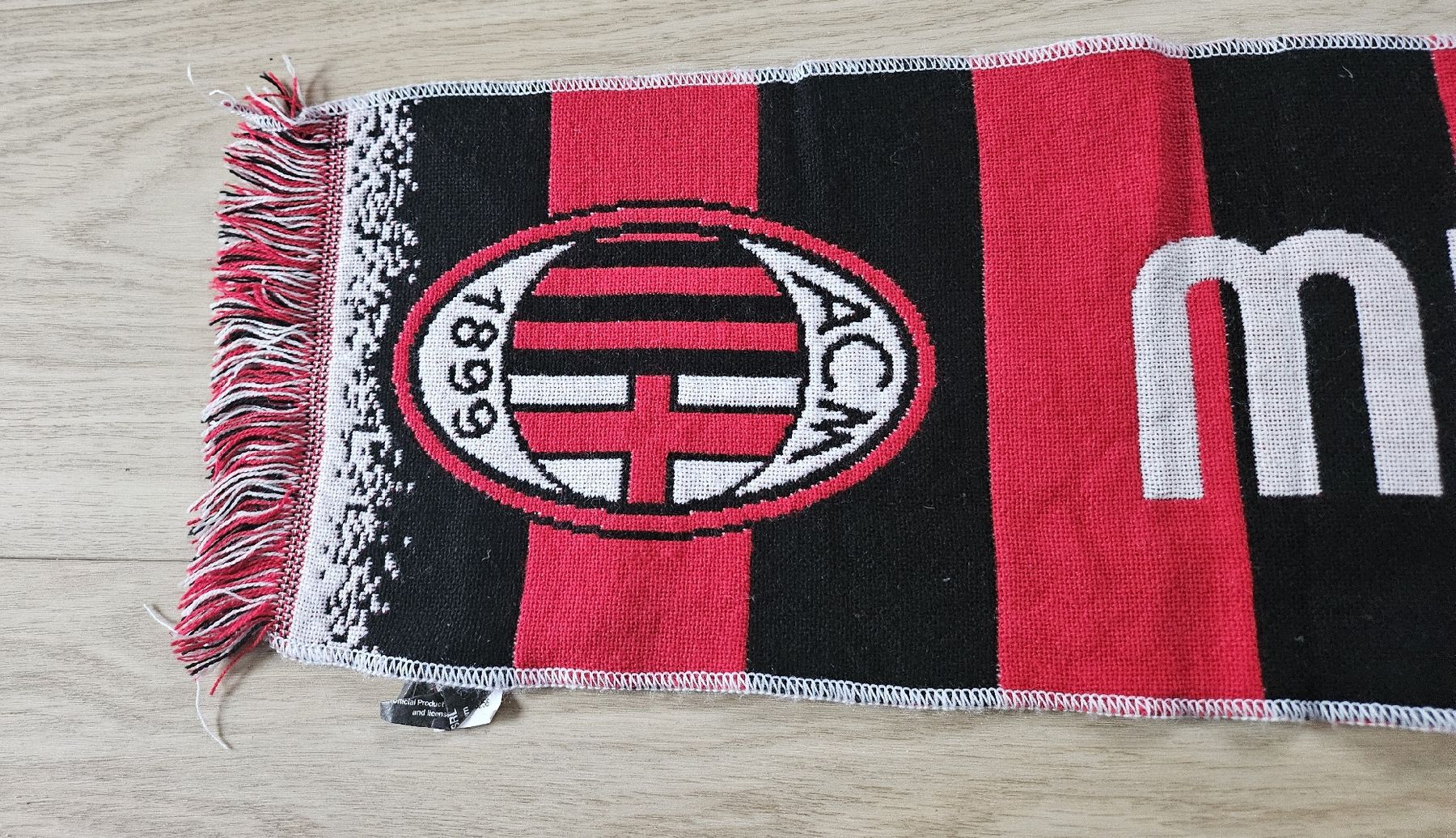 Foulard & Sciarpe: Echarpe de foot Milan vs Empoli, édition limitée – Usato da La Joux FR venduto da car_ck96 1