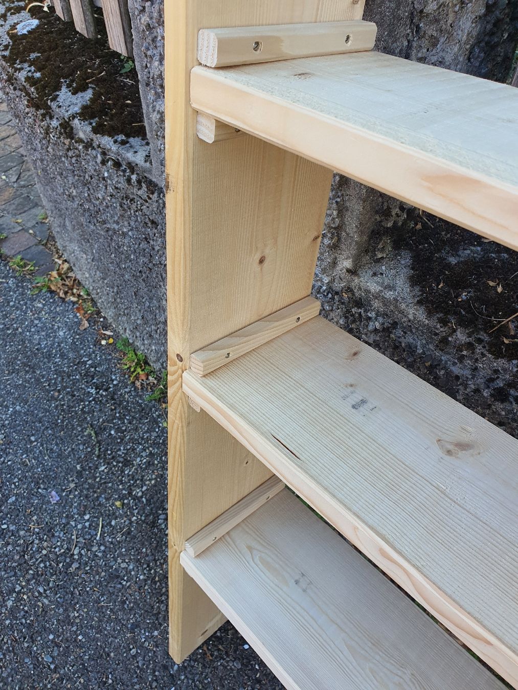Scaffali: neues, massives  Ablagegestell – Usato da Wangen b. Olten venduto da Hecht62xyz 1