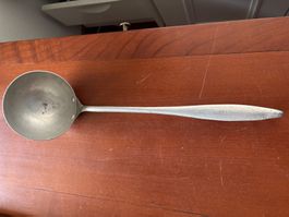 antike Schöpfkelle 36 cm Aluminium mit Haken