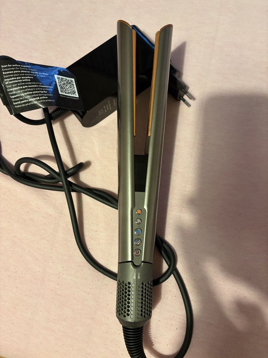 Dyson Asciugacapelli: Dyson Airstrait Haarglätter – Usato da Henau venduto da leo_2pgk