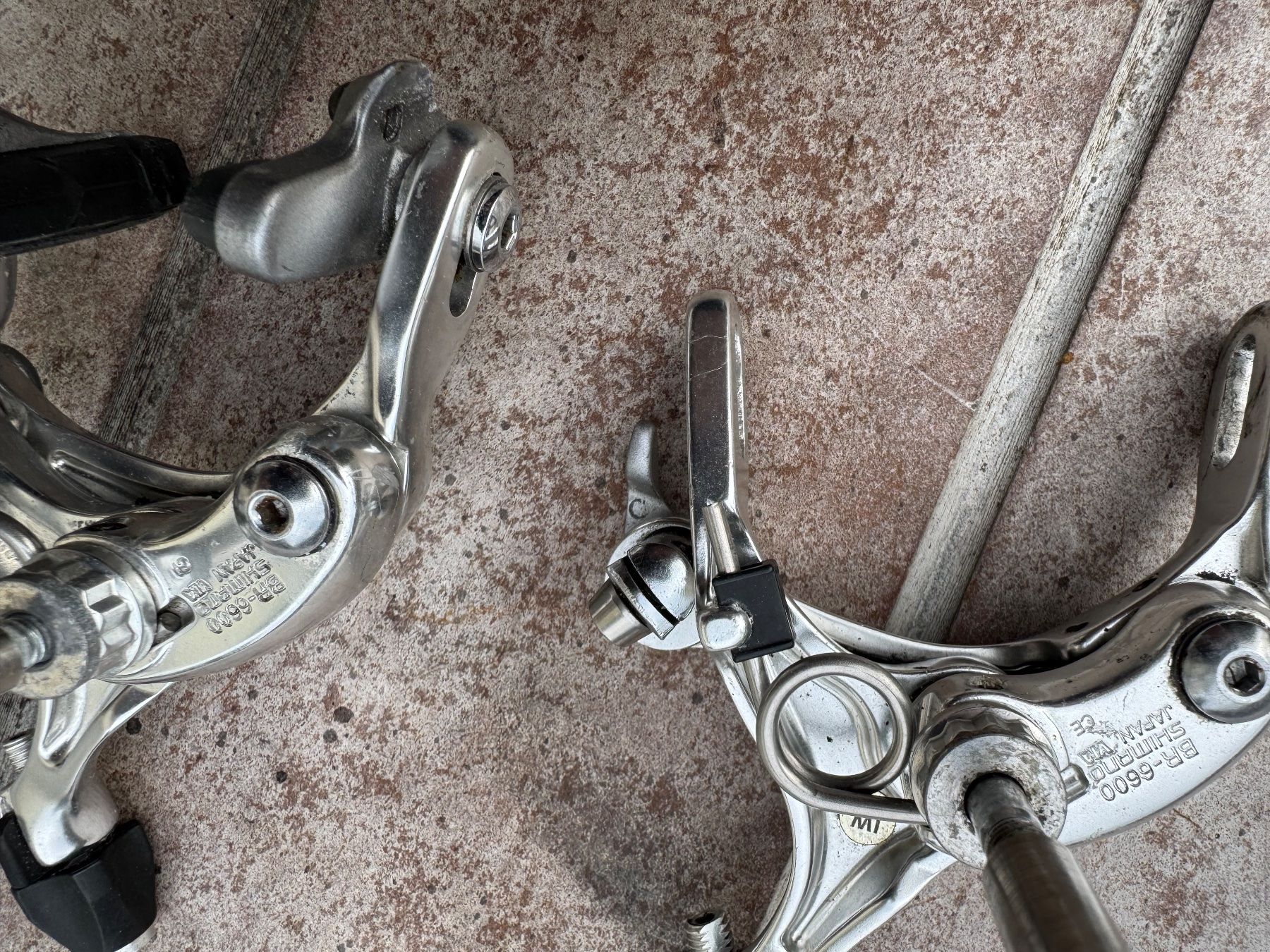 Pezzi di ricambio: Levier de frein shimano ultegra – Usato da Vevey venduto da Chupita-met 6