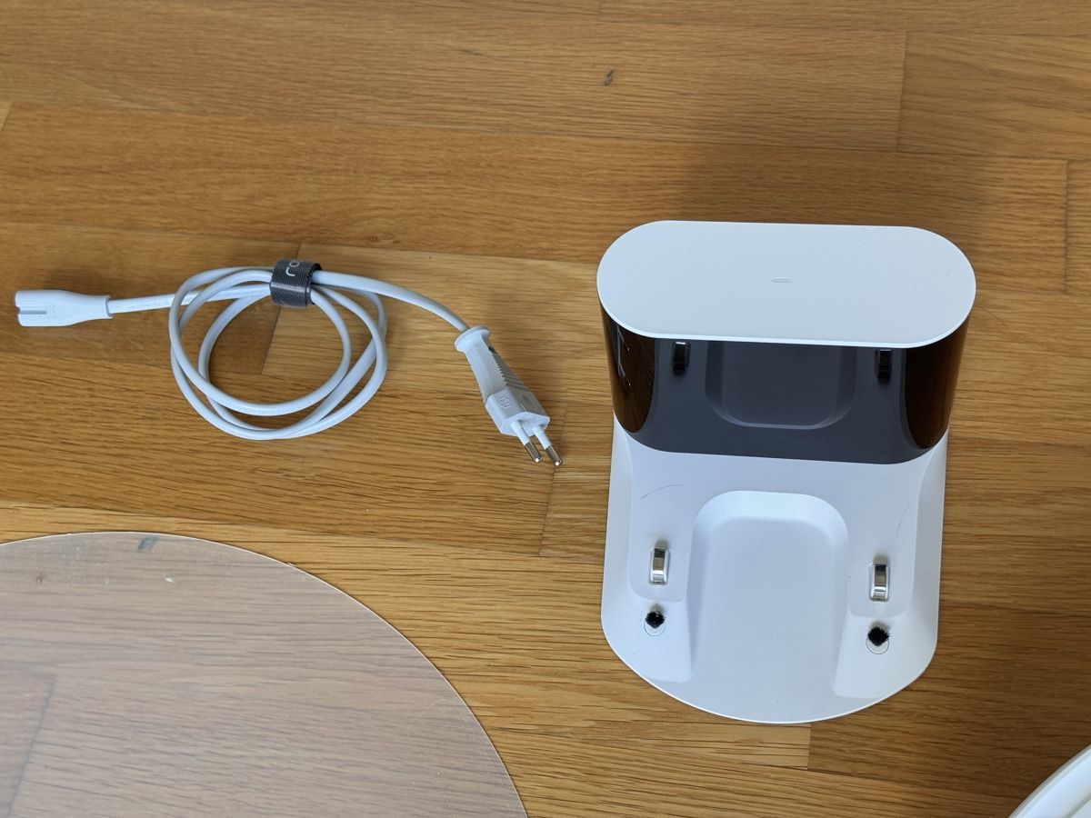 Roborock Aspirateurs & Accessoires: Roborock S8 – D'occasion à Basel par Nksells 5