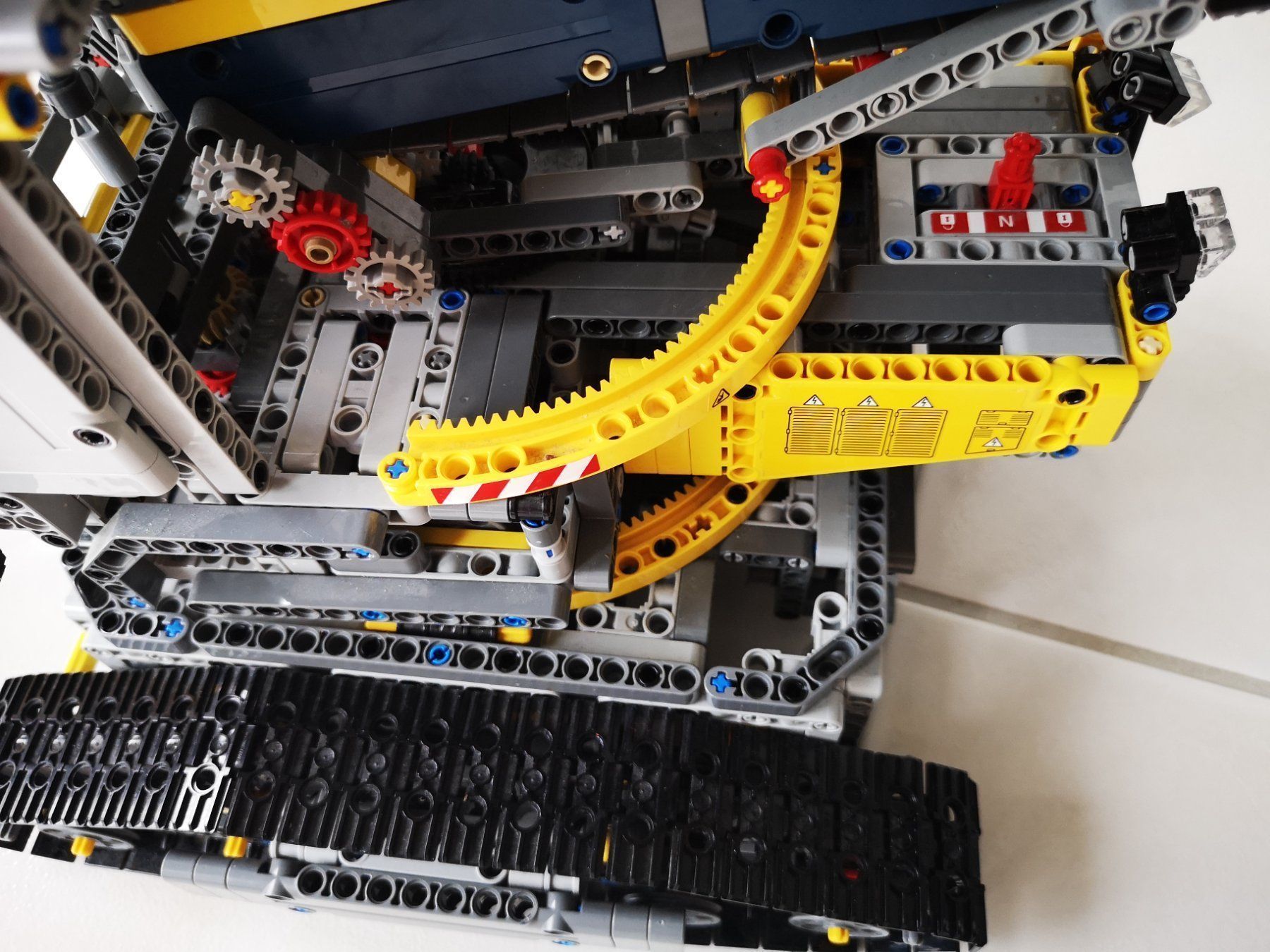 Lego Kit di costruzioni: Mega toller Lego Technic  Schaufelradbagger  Nr. 42055 – Usato da Arth venduto da Africa44 5