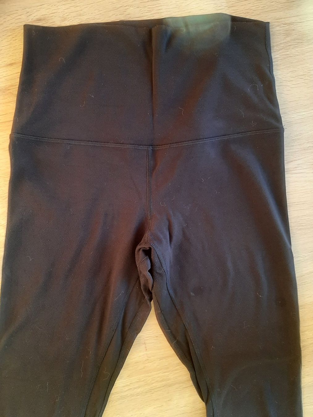 Lululemon Leggings: Lululemon Align,.6 / M – Gebraucht aus Sugiez von RicardoStoleMyData 1