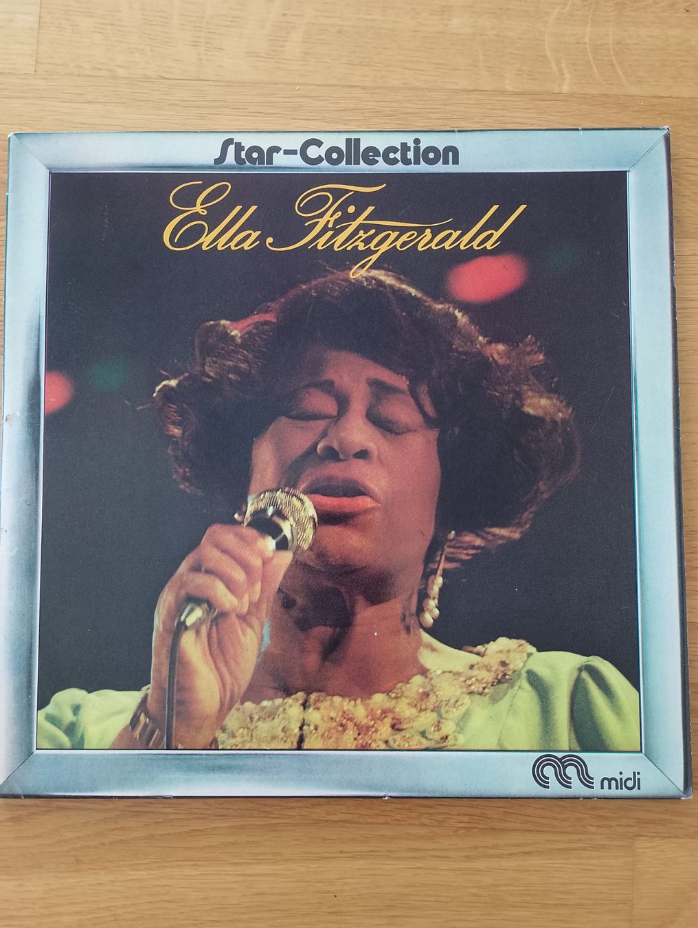 Dischi in vinile: Ella Fitzgerald - Star Collection – Usato da Altdorf UR venduto da boardsofcanada