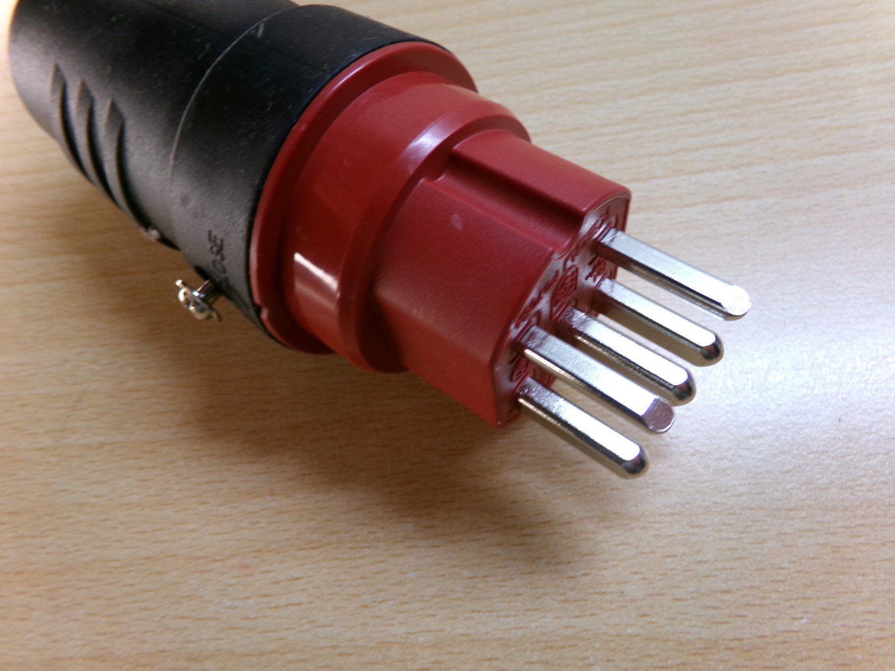 Spine: Stecker Typ25 IP55 KEDU – Nuovo (secondo la descrizione) da Hombrechtikon venduto da HaGeKa50