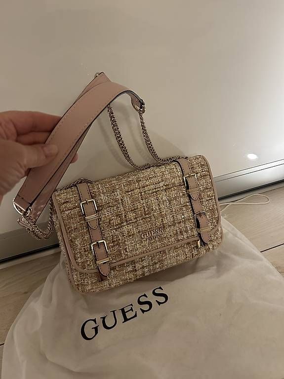 Borse da donna: Guess Est.1981, borsa tipo Chanel – Nuovo e nell'imballaggio originale da Balerna venduto da bfa_x265 2