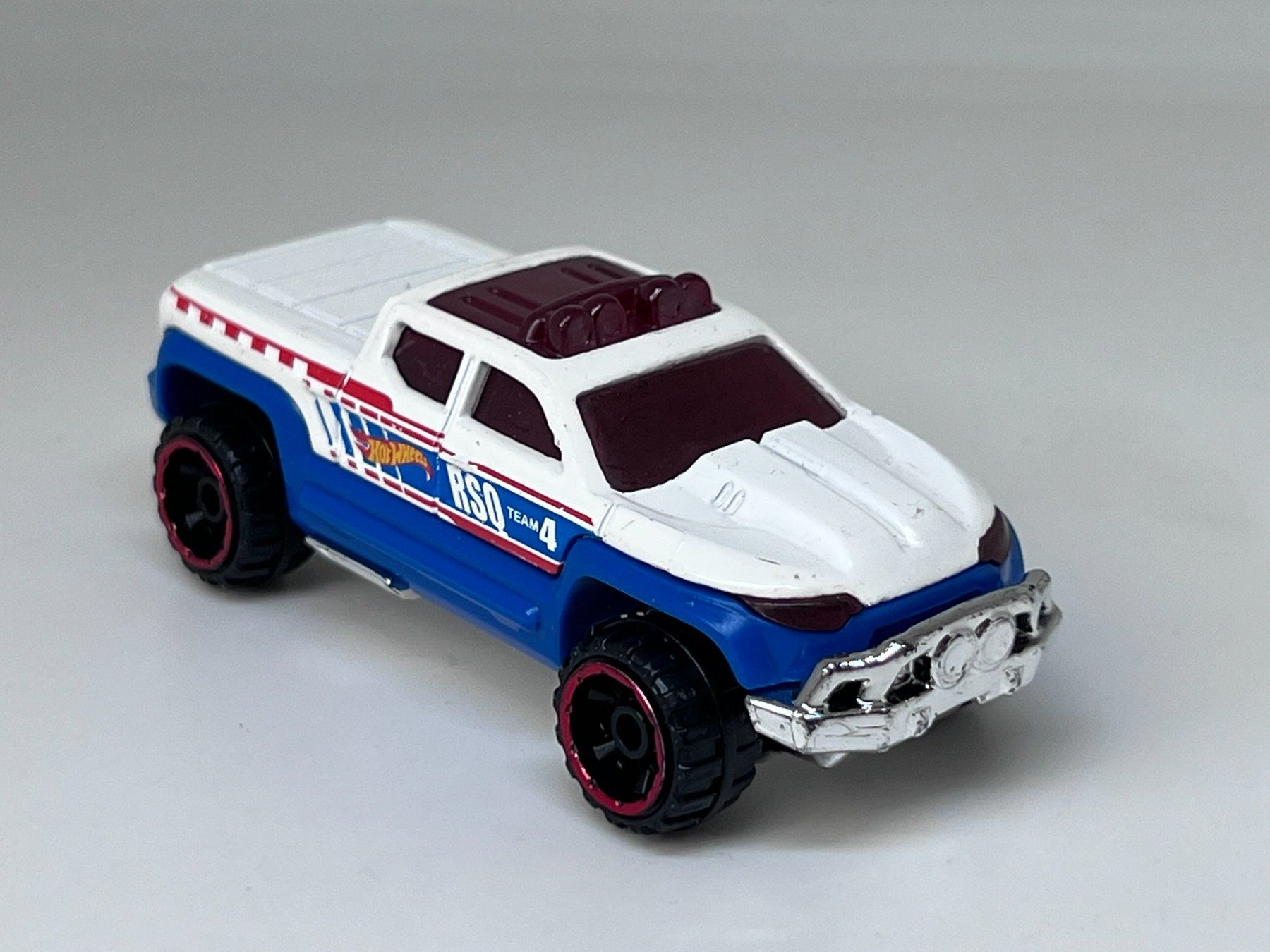 Hot Wheels Modellini d'auto: Hot Wheels Off-Duty #293 – Usato da Wildegg venduto da LaaBoutique