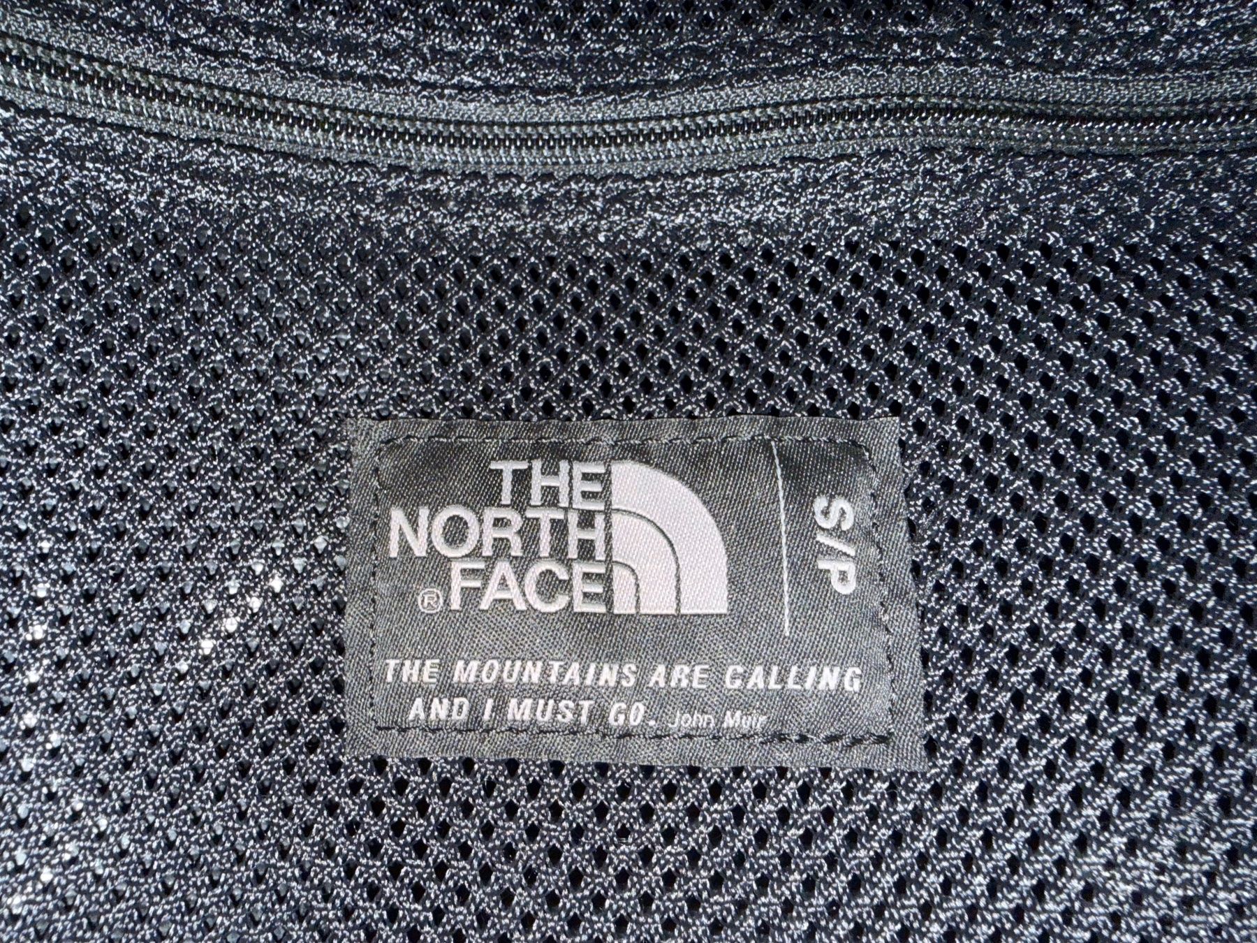 North Face Zaini: The North Face Base Camp Duffel Tasche S/P – Usato da Horgen venduto da tsp_qr5b 2