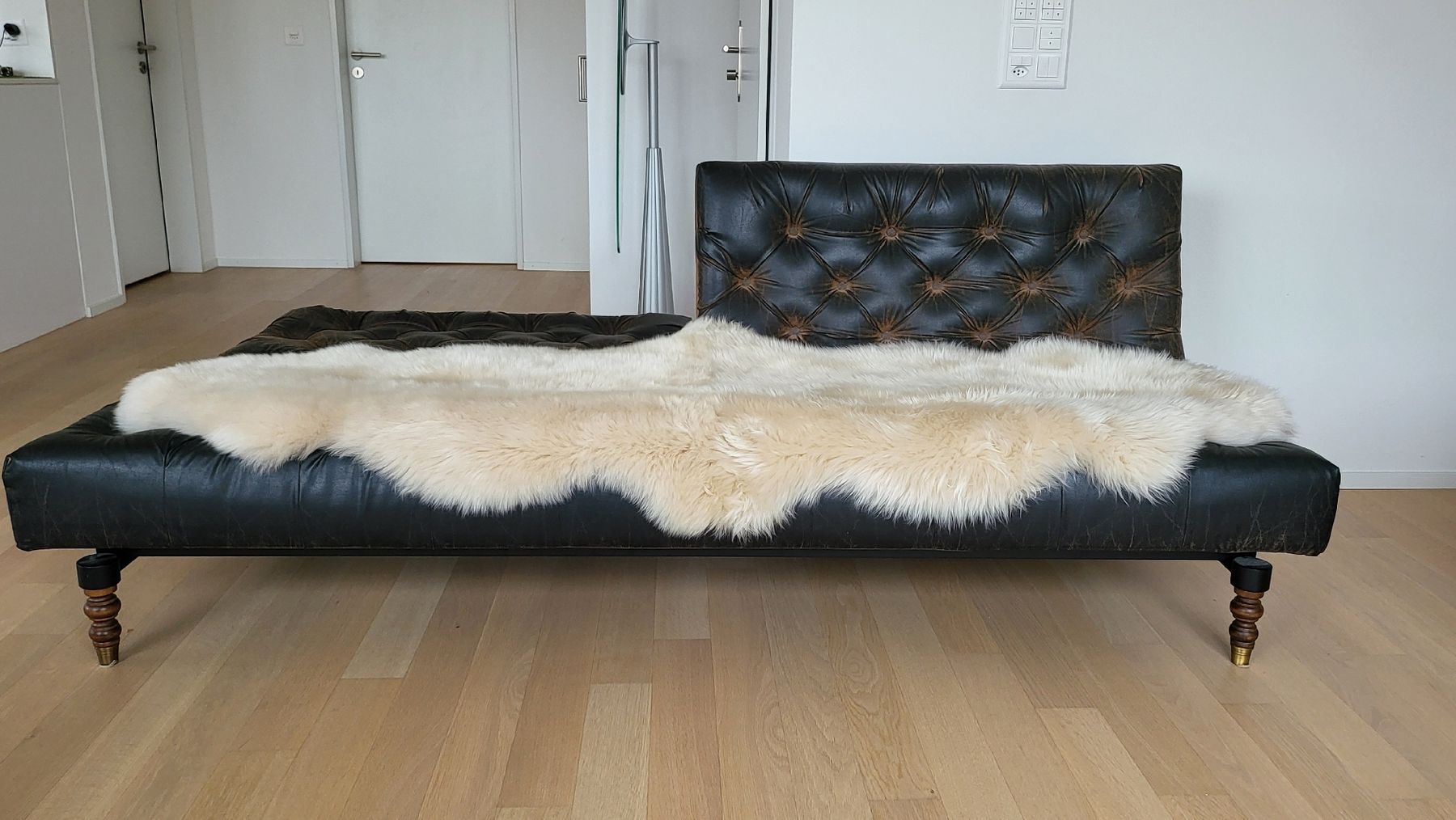Tappeti: Echtes Doppelfell in der Farbe leinen – Nuovo e nell'imballaggio originale da Neuhausen am Rheinfall venduto da Lambskin