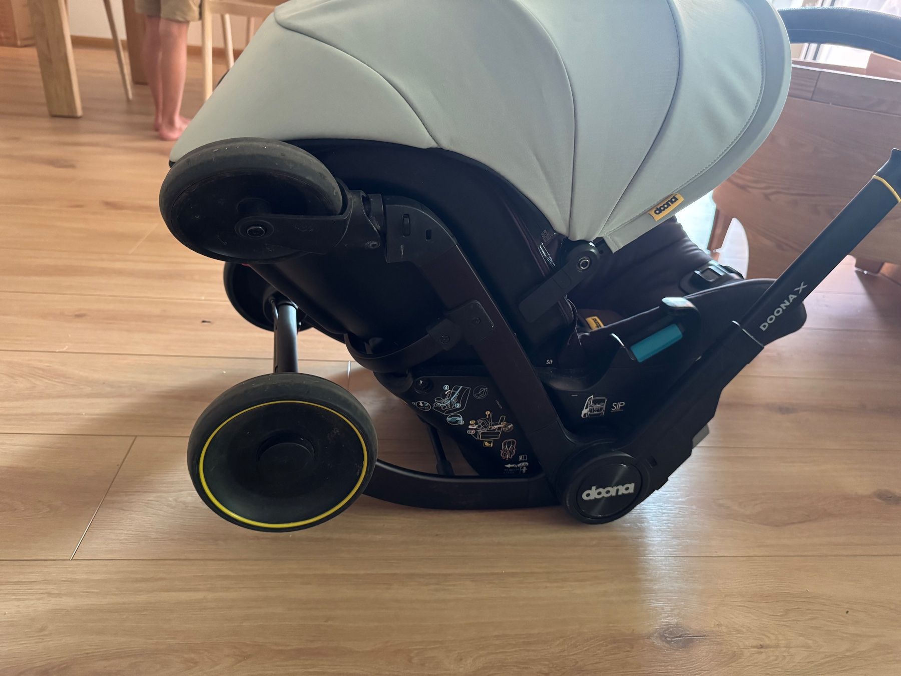 Doona Carrozzine: Doona X Kinderwagen & Babyschale – Usato da Basel venduto da sil_lsm2 1