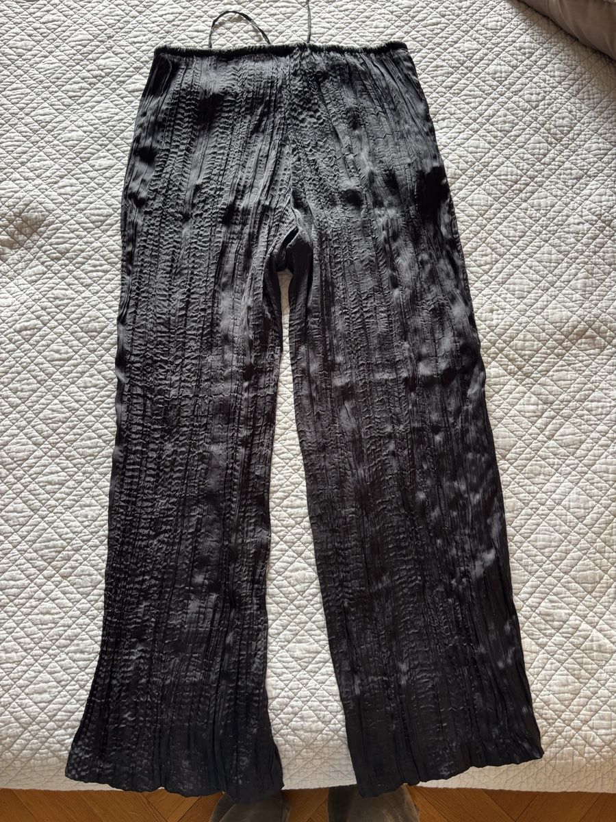 H&M Hosen: Pantalon fluide noir plissé  – Neu (gemäss Beschreibung) aus Lausanne von shabnam.t 4
