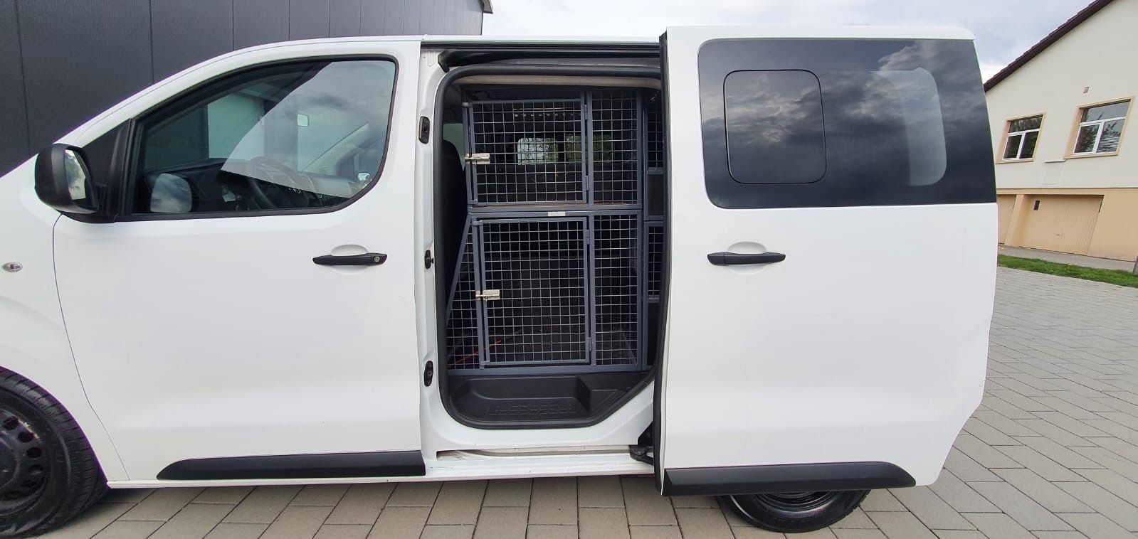 Gabbie, trasporto & Sicurezza: Metallhundebox – Usato da Detligen venduto da inf_c6c5 1