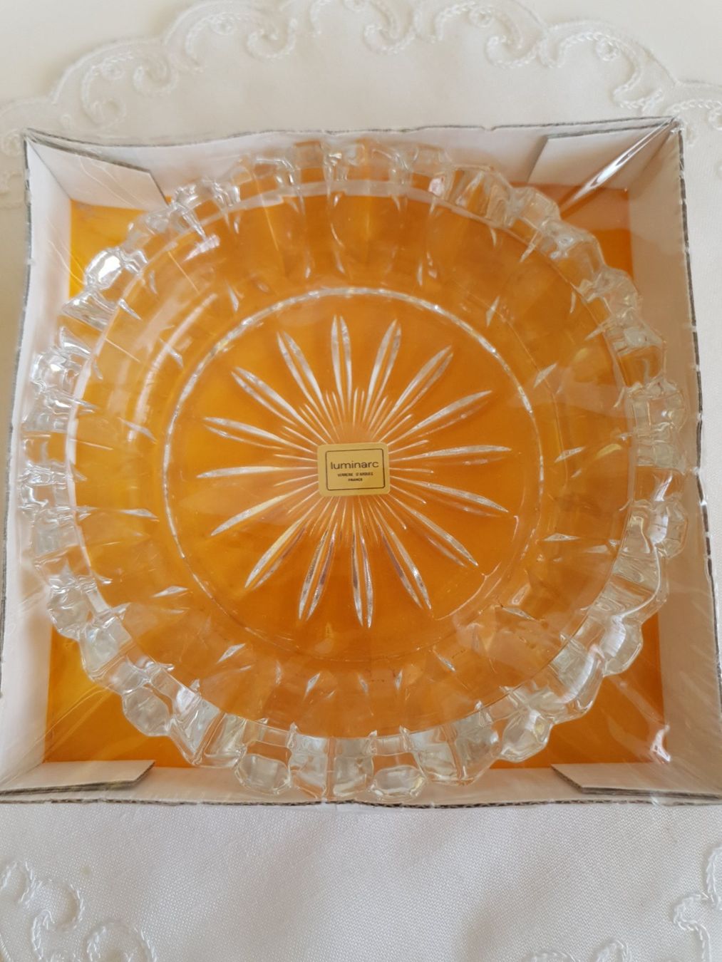 Portacenere: 1978 Luminarc Aschenbecher " Prisme " in Originalverpackung – Nuovo e nell'imballaggio originale da Savièse venduto da qm2710 1