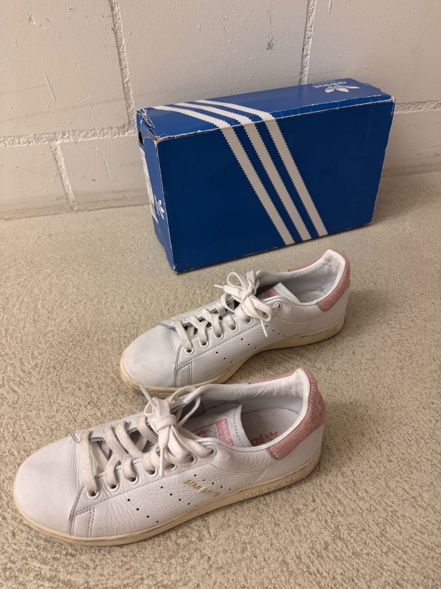 Adidas Chaussures femmes: Adidas Stan  Smith W – D'occasion à Allschwil par Frida015 1
