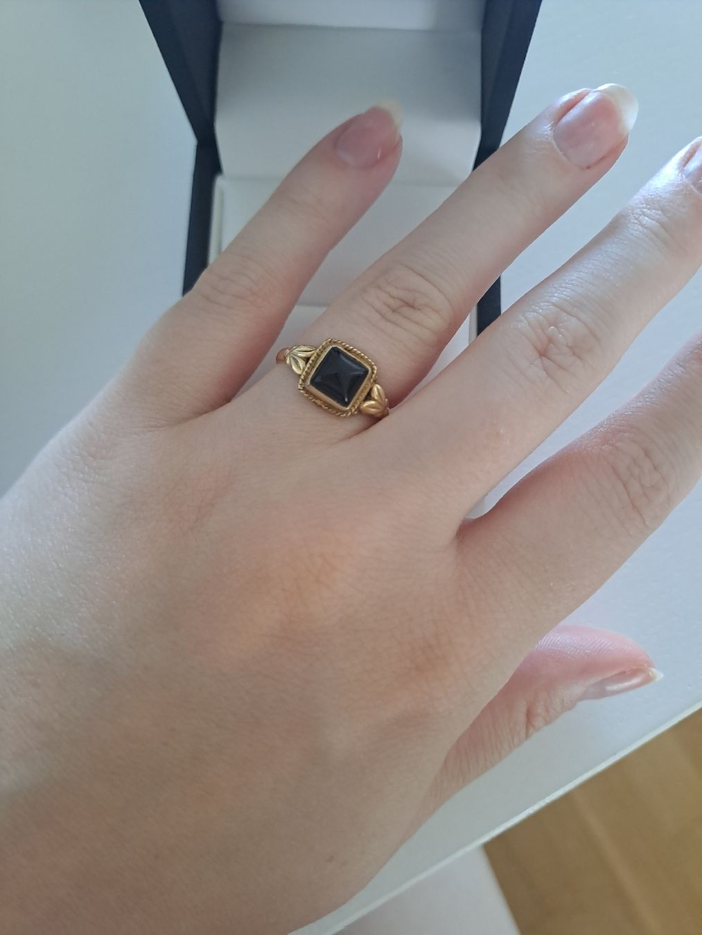 Bagues: Fingerring mit Onyxstein – D'occasion à Suhr par reb_q8y9 2