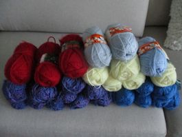 WOLLE 27 x versch. Farben