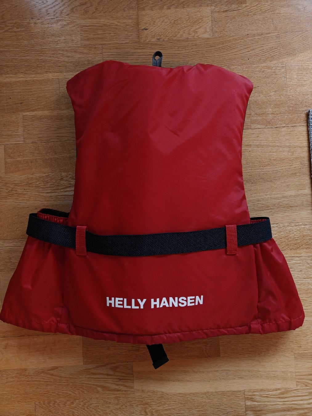 Helly Hansen Giubbotti di salvataggio: Schwimmweste Helly Hansen Grösse L, 70-90 KG – Usato da Solothurn venduto da SilvanD94 1