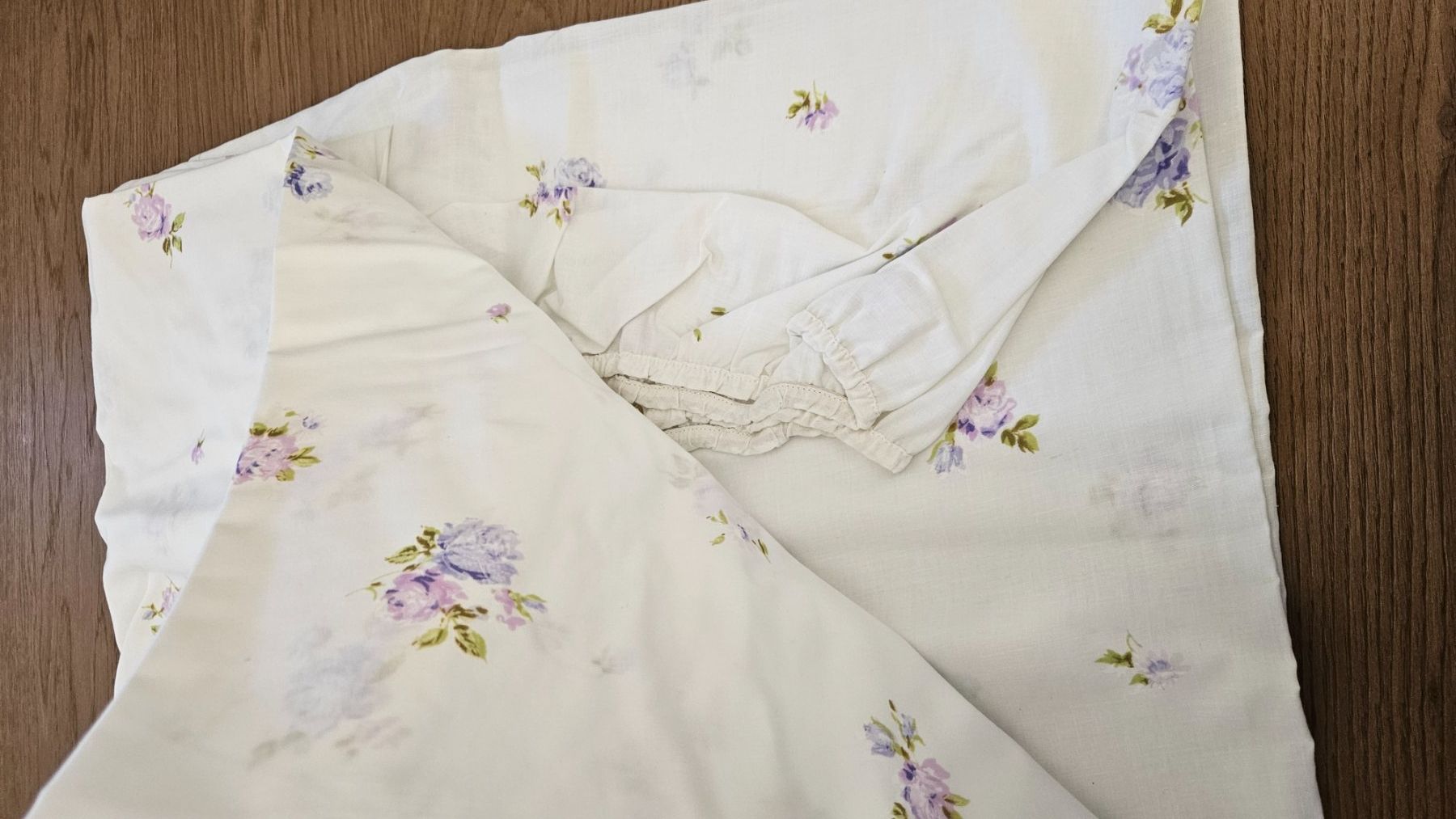 Biancheria da letto: Parure da letto fiorata – Usato da Melano venduto da H-Sara 3