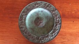 Bronze Relief Teller Amazonen