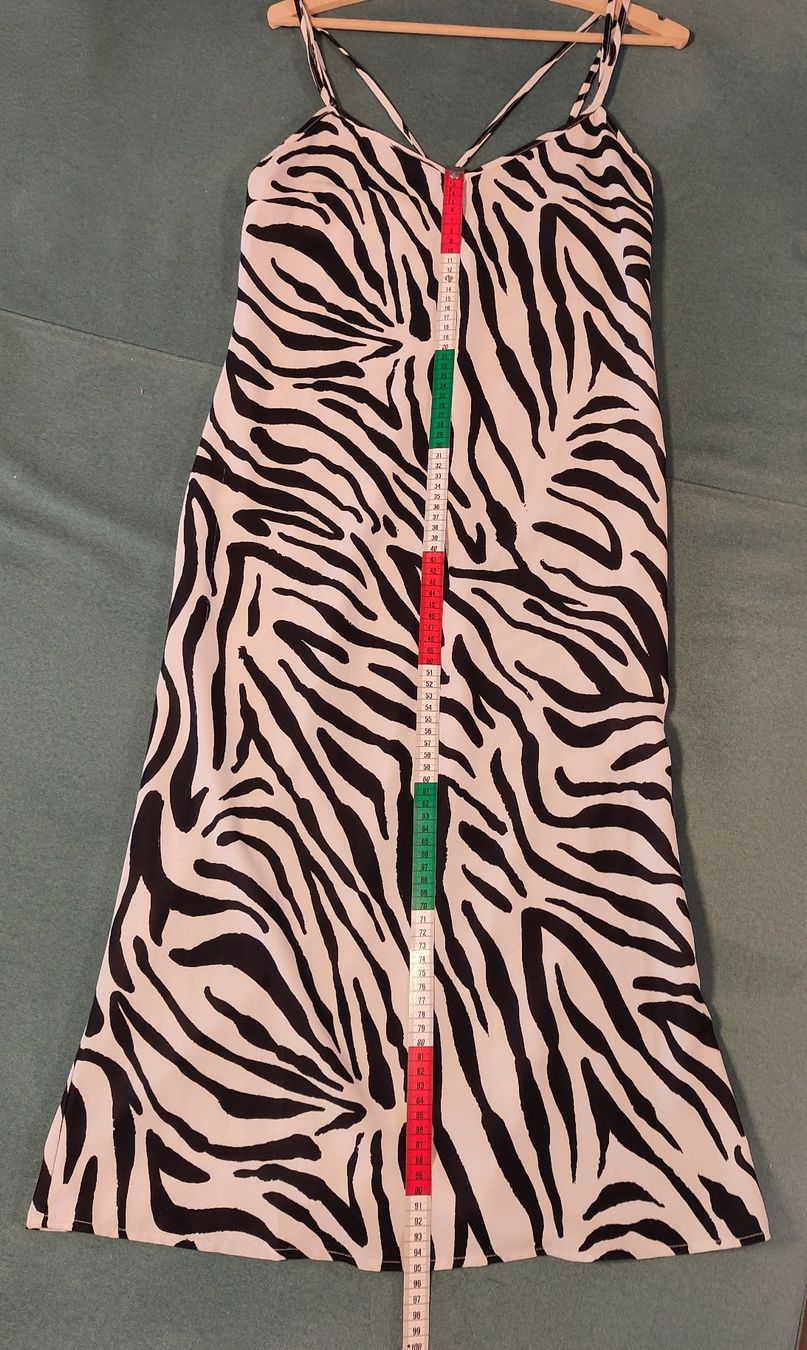 Stradivarius Vestiti: Sommerliches Kleid mit Zebra Print, Gr. S – Usato da Bern venduto da icanhearyoursmile 6