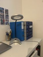 Lupe mit LED Lampe gut erhalten