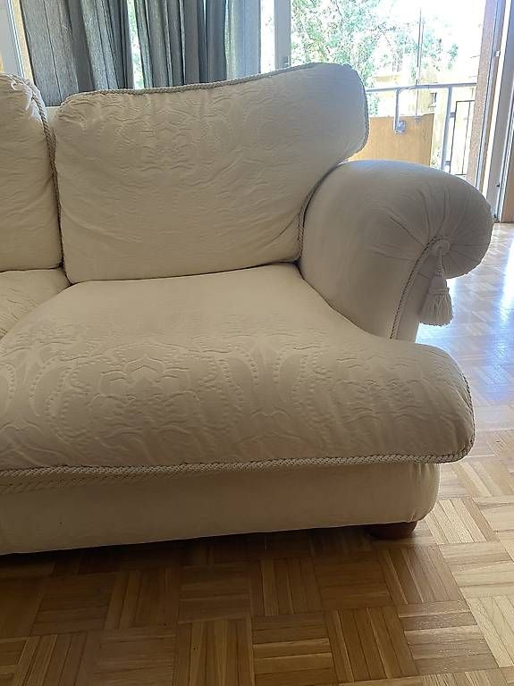 Sofas: Weisses / cremefarbiges vintage 2er Sofa – Gebraucht aus Zürich von sar_7xjw 2
