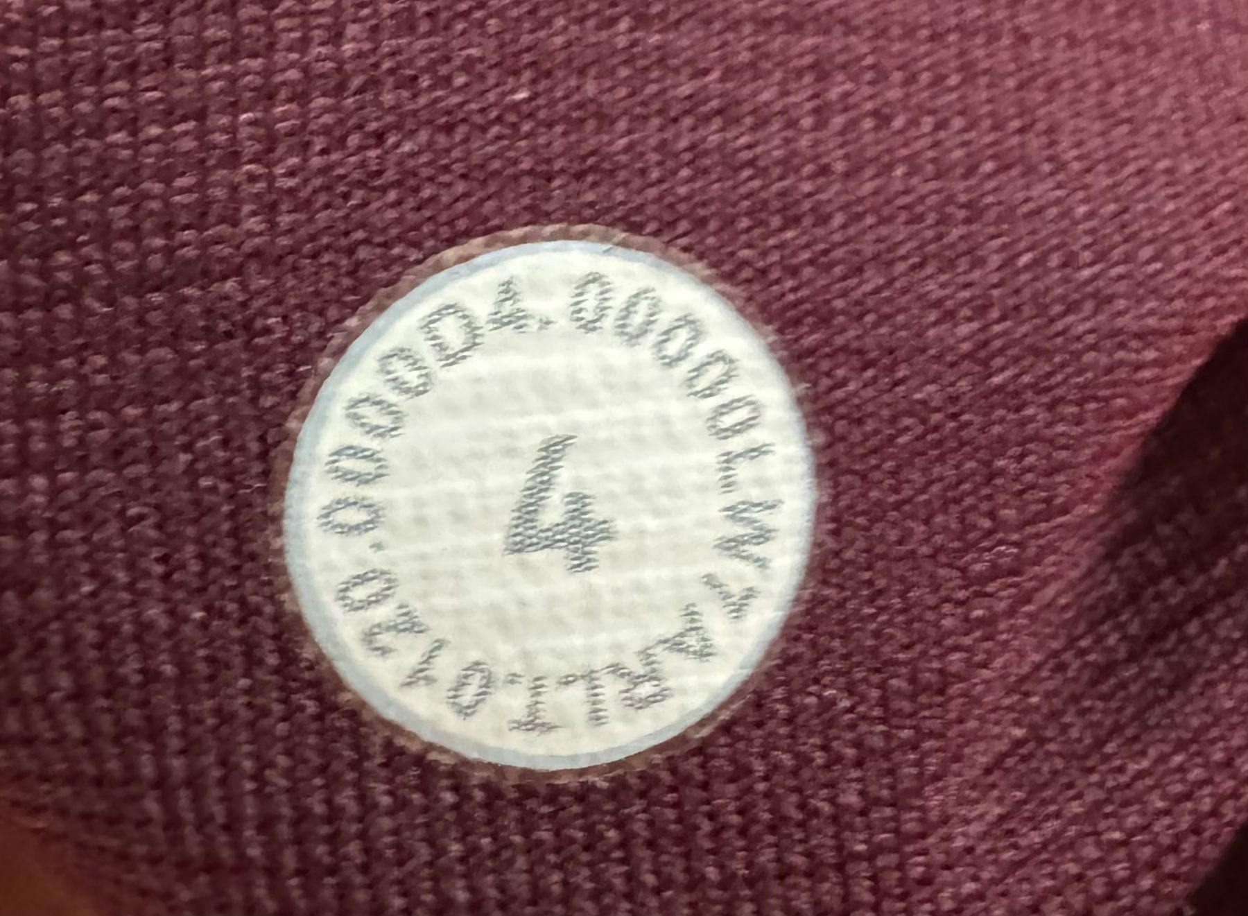 Lululemon Leggings: Lululemon Hotty Hot Short High-Rise Long 4 – Usato da Dielsdorf venduto da Dnaloria 2